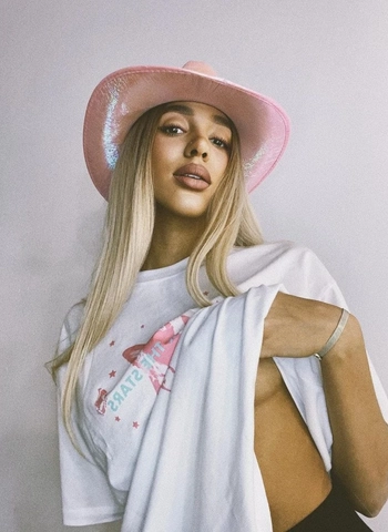 Слив Алиша Коне