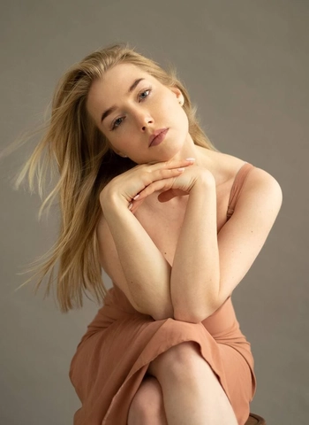 Слив Катя Вяликова