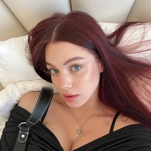 Слив Ани Акулич