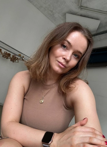 Слив Полина Гренц